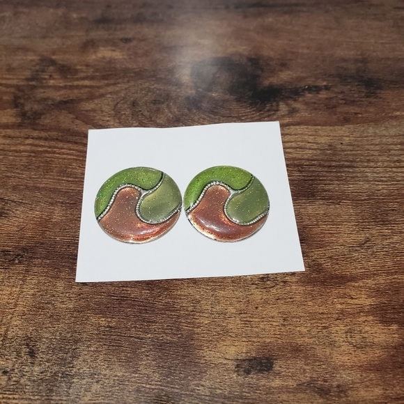 3/$15 green sparkle circle statement earrings - Picture 1 of 5